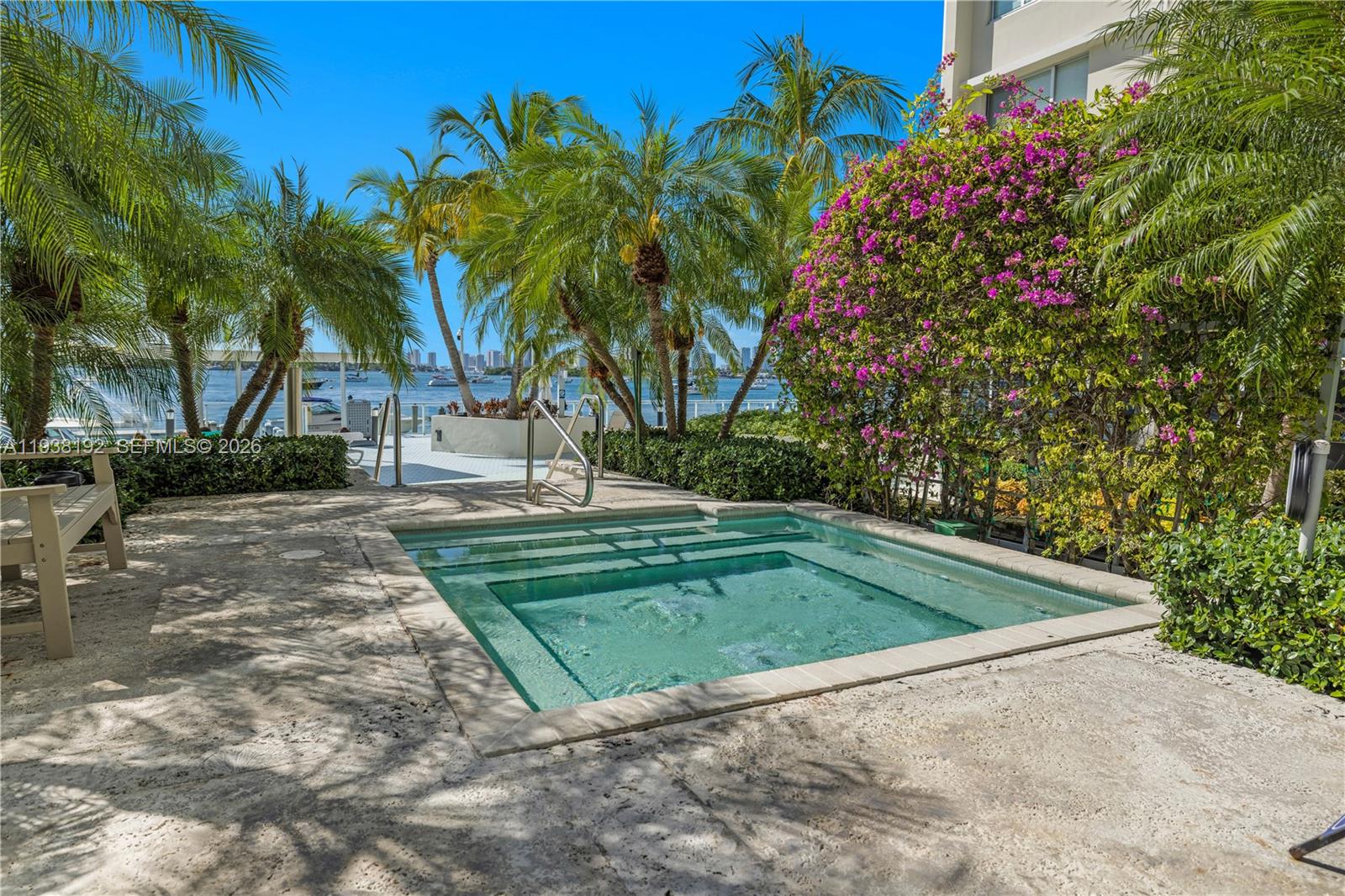 MIRADOR 1200 CONDO - Residential