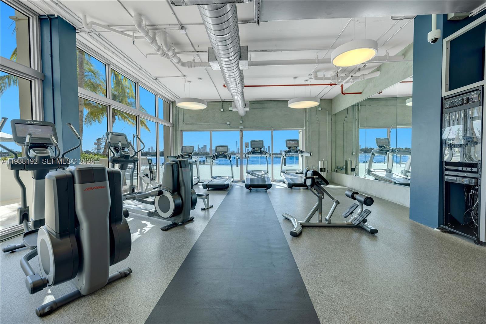 MIRADOR 1200 CONDO - Residential