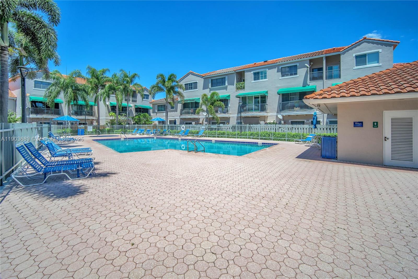 ALLEGRO AT SAWGRASS MILLS - Residential
