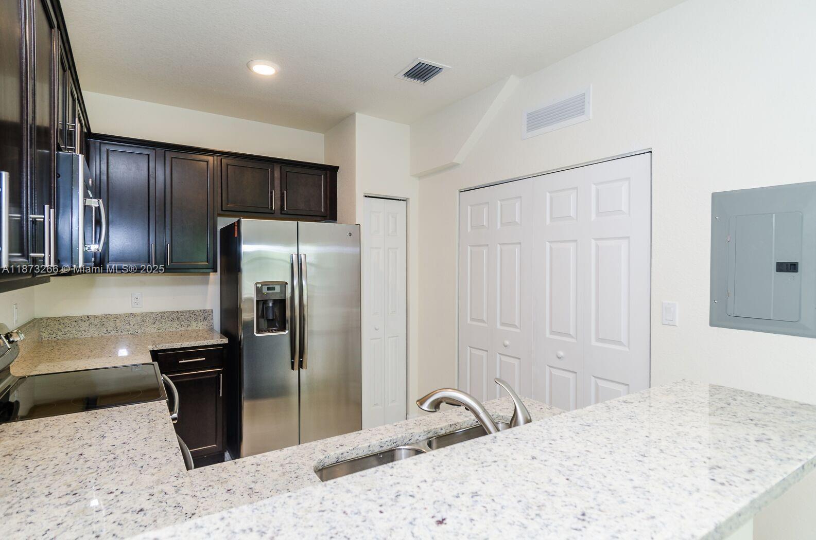 adagio at central park co - Residential Lease