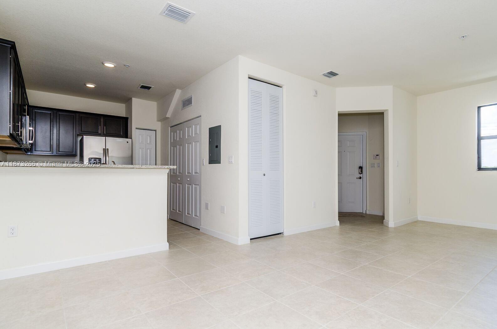 adagio at central park co - Residential Lease