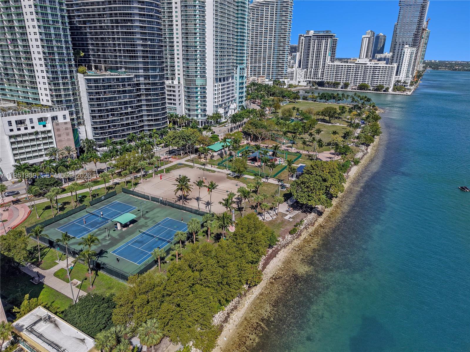 CITE CONDO - Residential