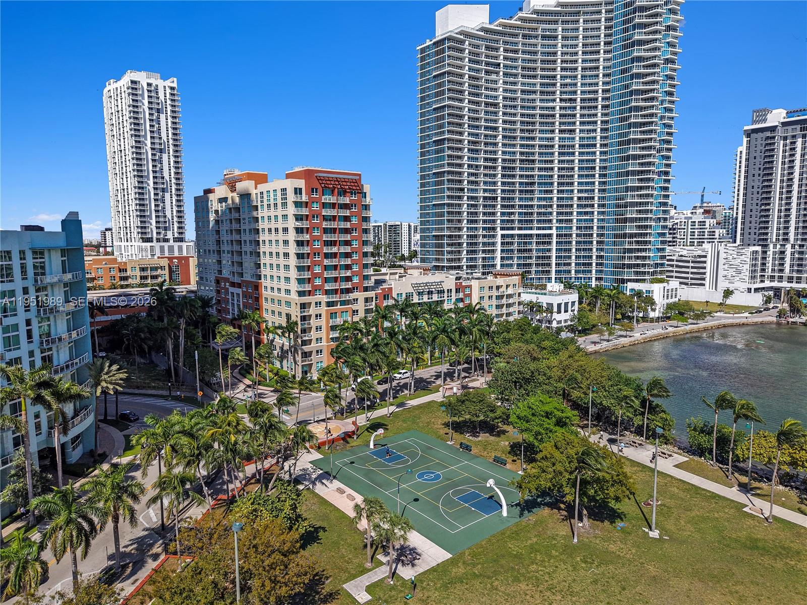 CITE CONDO - Residential