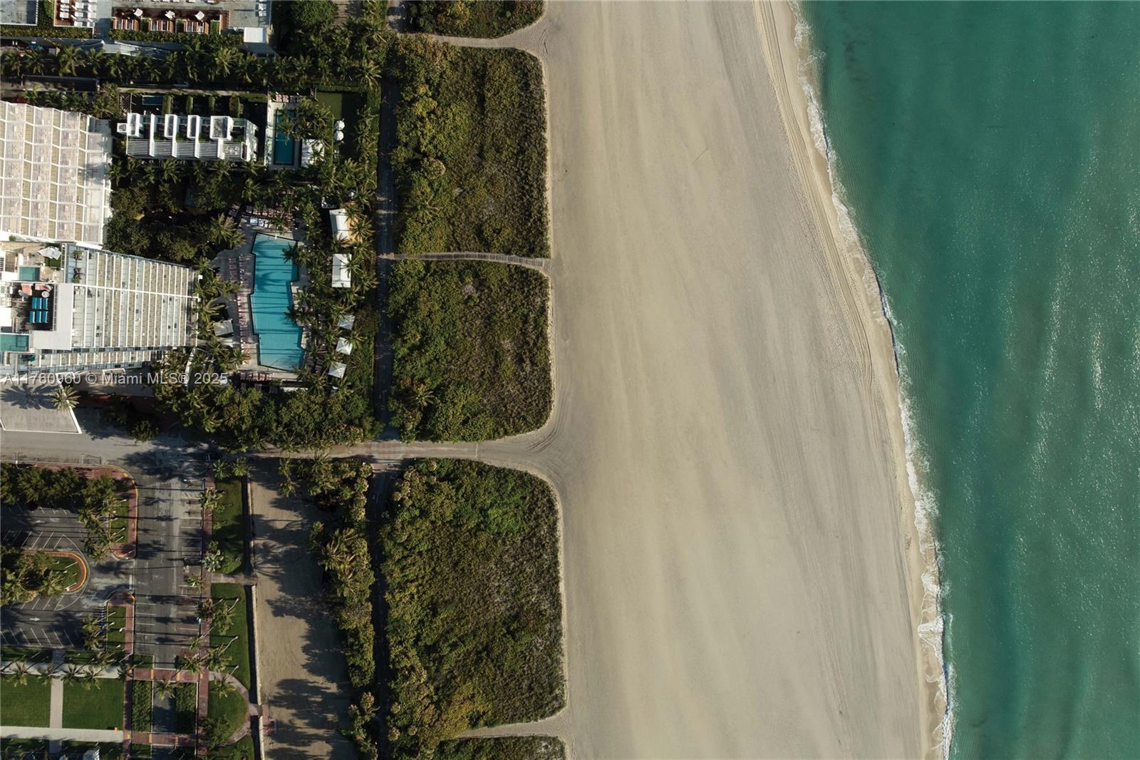 2201 COLLINS AVE CONDO - Residential