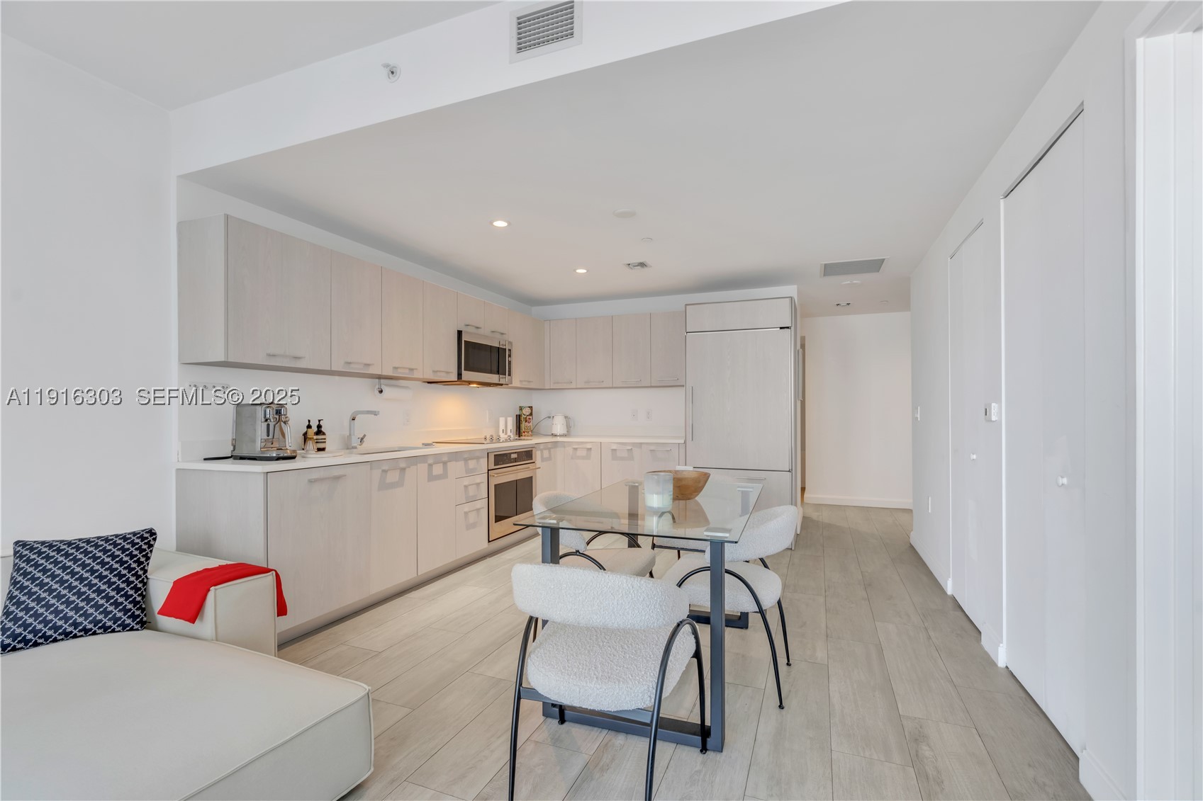 BRICKELL HEIGHTS WEST CON - Residential