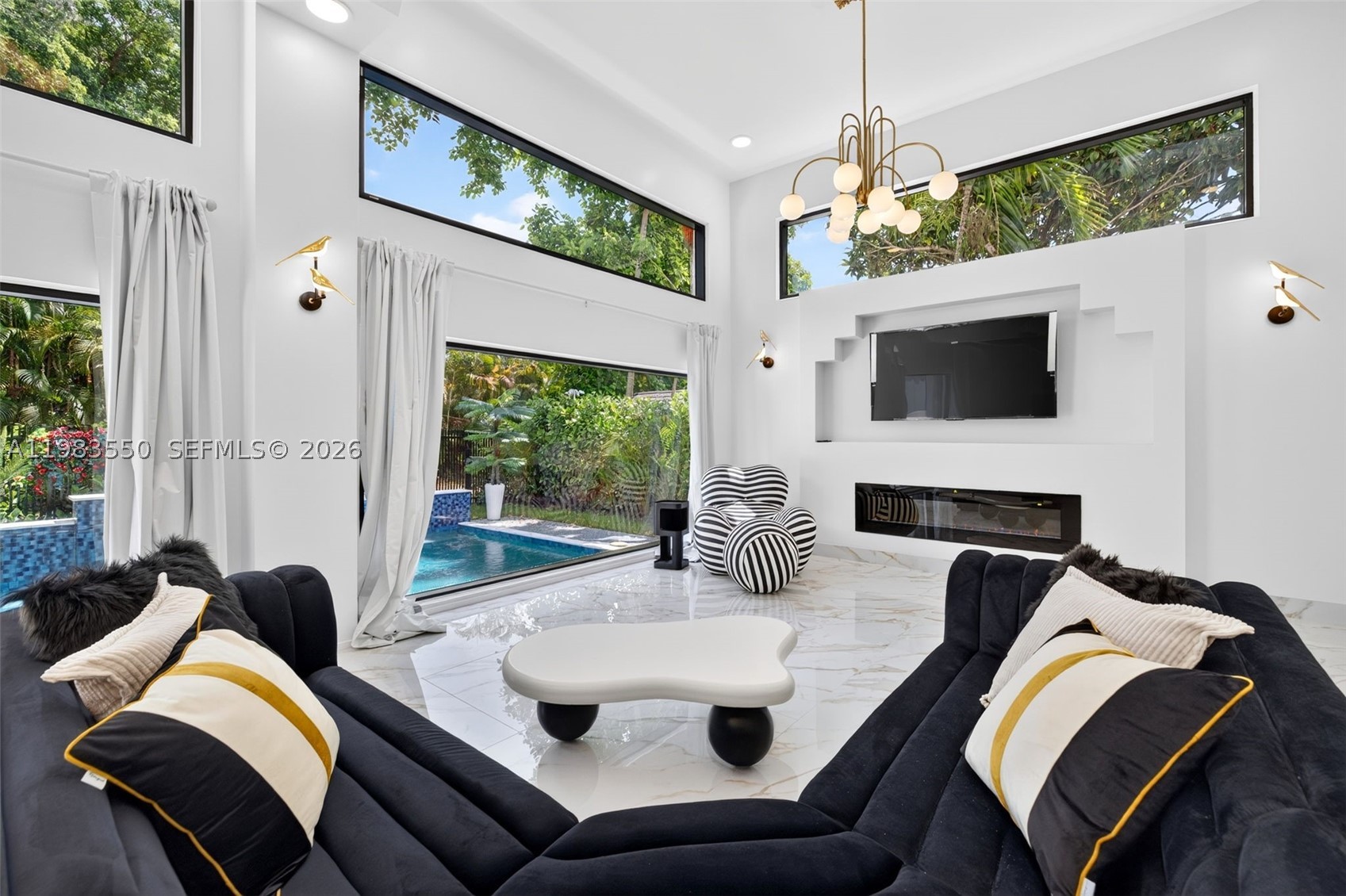 GRIFFINGS BISCAYNE PK EST - Residential