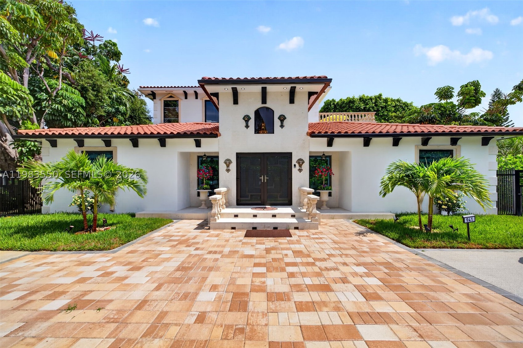 GRIFFINGS BISCAYNE PK EST - Residential