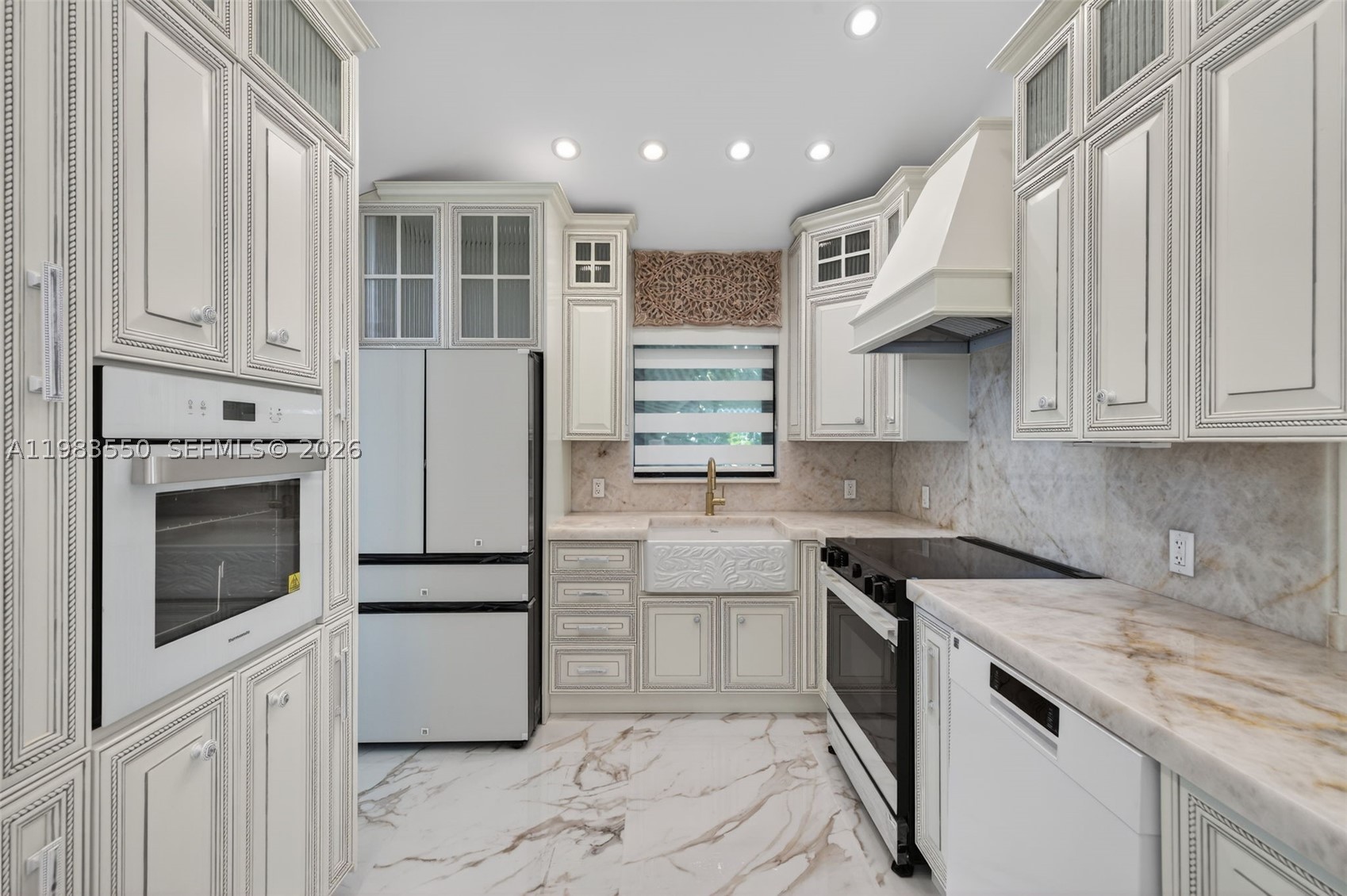 GRIFFINGS BISCAYNE PK EST - Residential