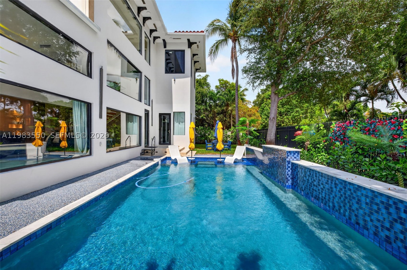 GRIFFINGS BISCAYNE PK EST - Residential