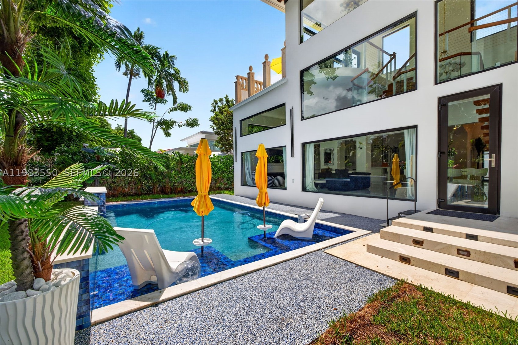 GRIFFINGS BISCAYNE PK EST - Residential