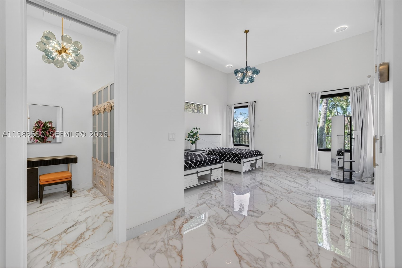 GRIFFINGS BISCAYNE PK EST - Residential