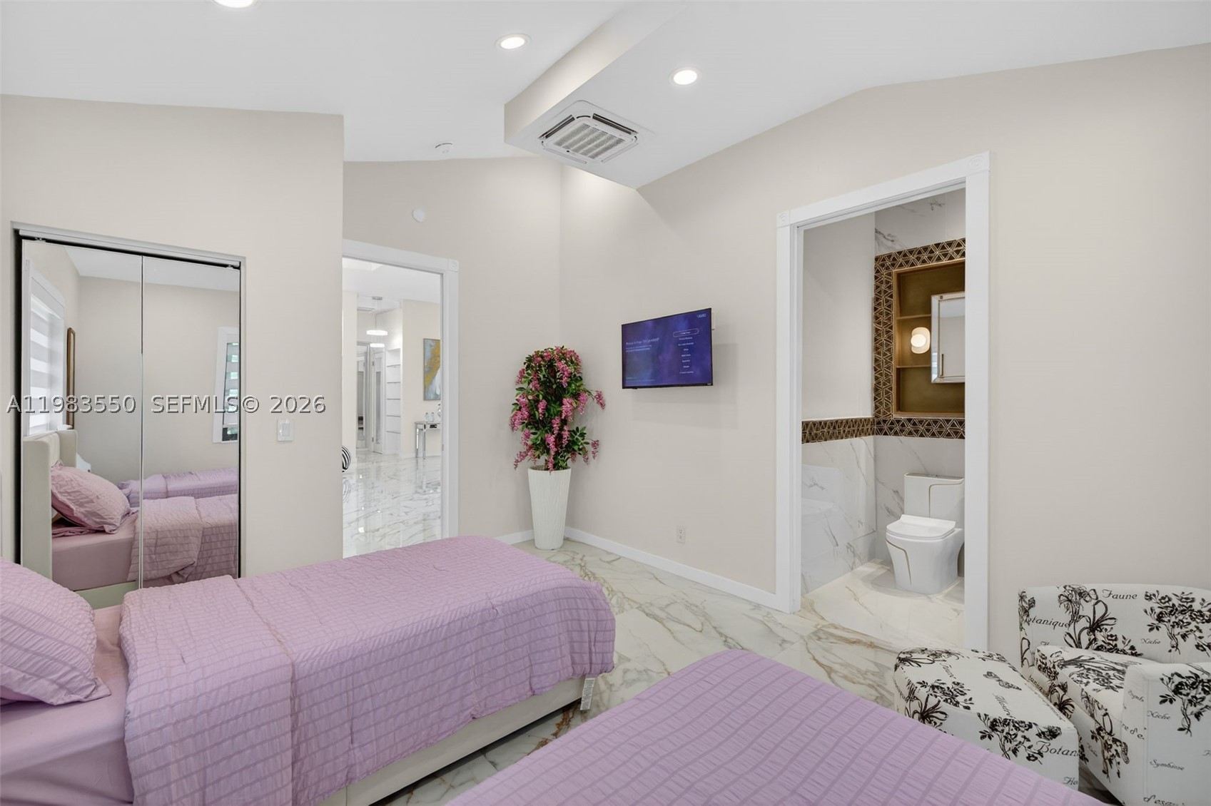 GRIFFINGS BISCAYNE PK EST - Residential