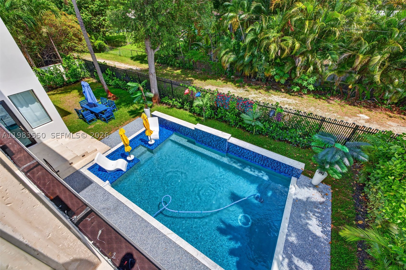 GRIFFINGS BISCAYNE PK EST - Residential