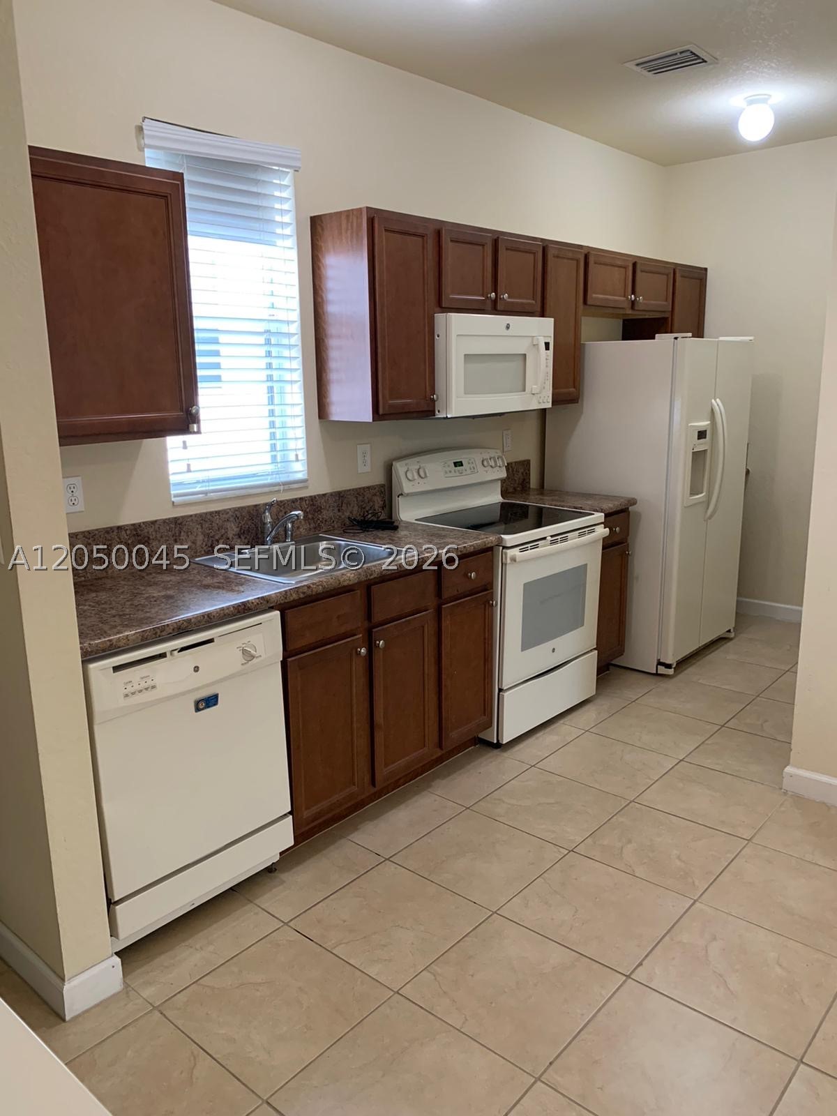 KENDALL SQUARE - Residential
