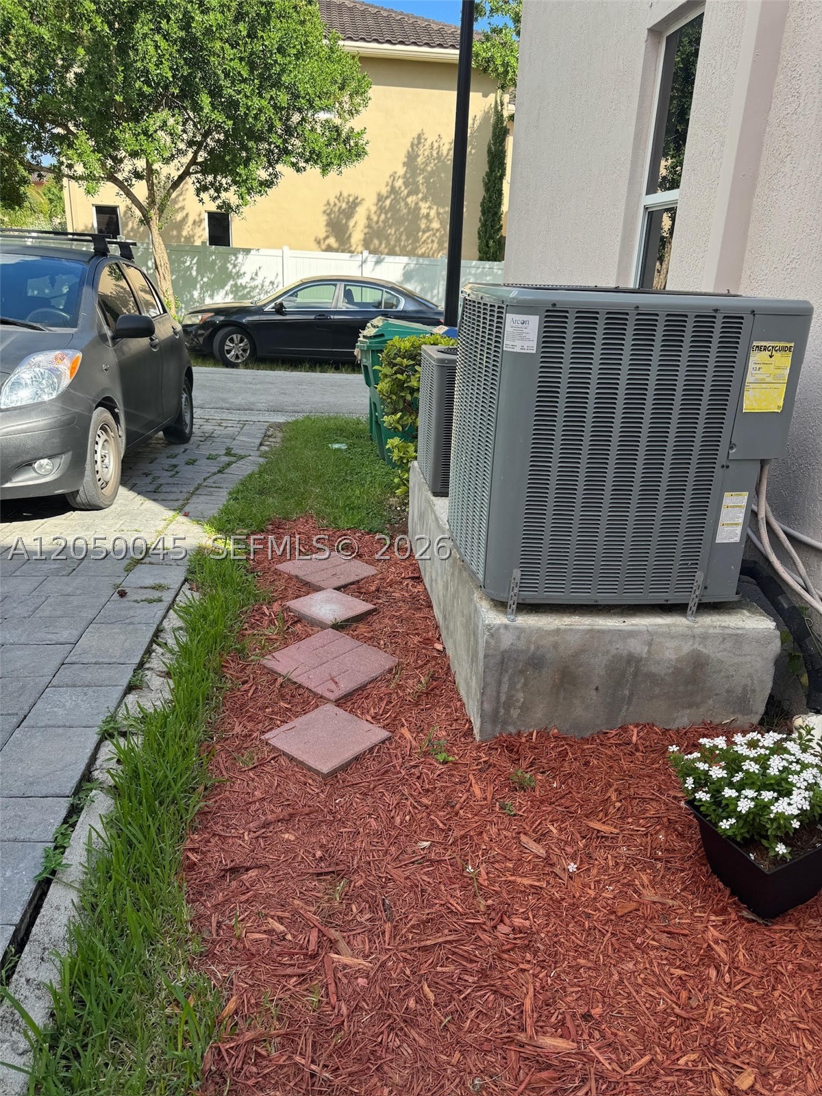 KENDALL SQUARE - Residential