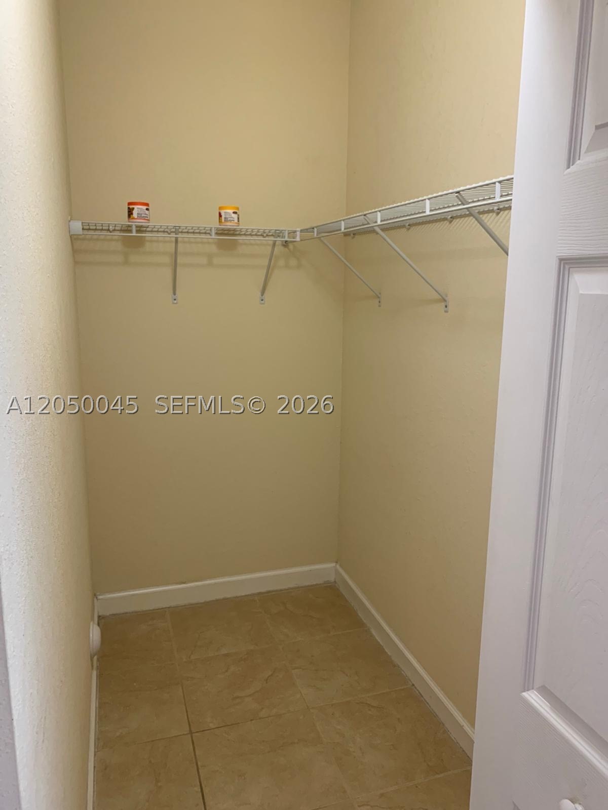 KENDALL SQUARE - Residential