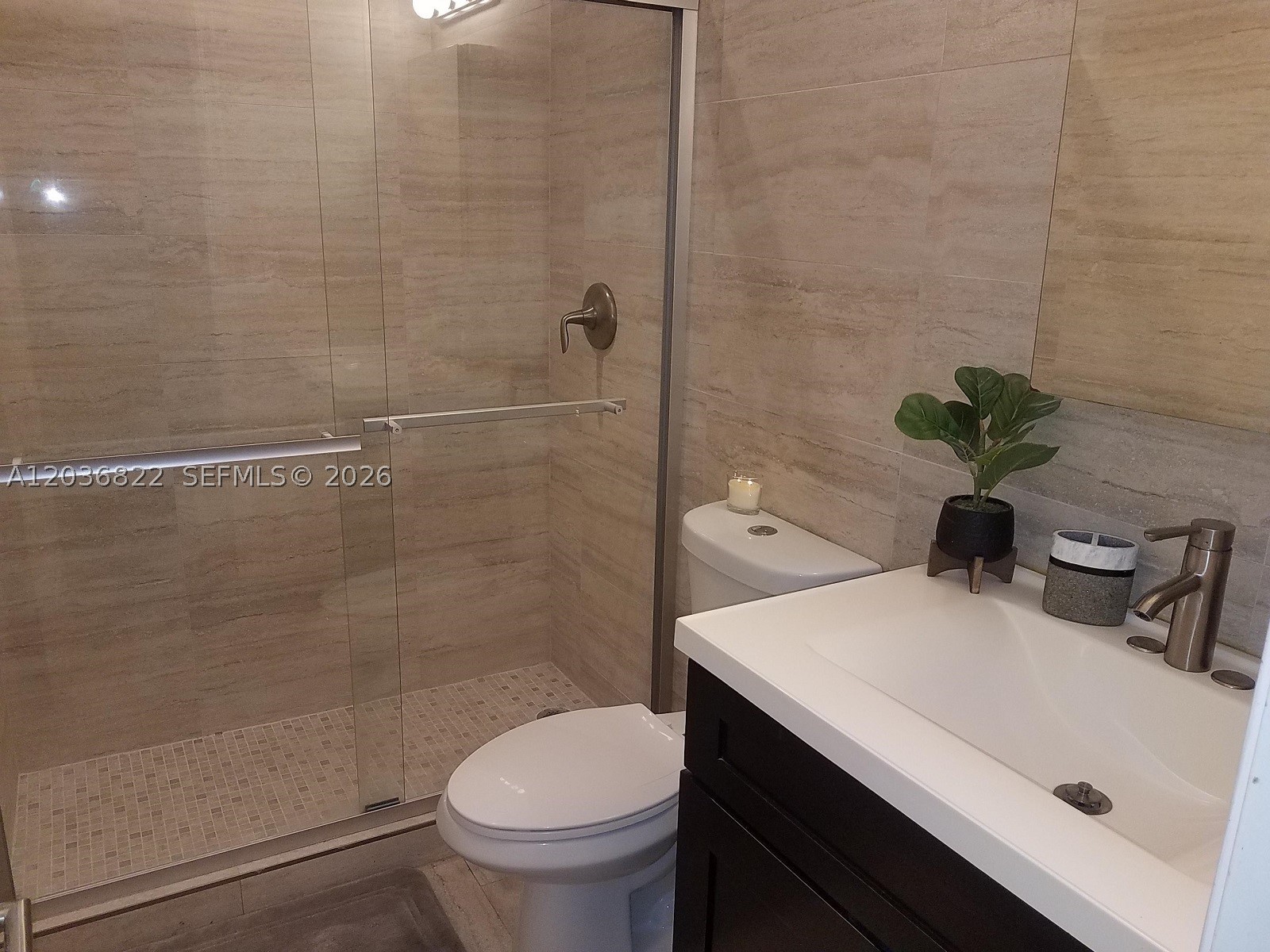 BAMBOO VILLAS CONDO - Residential Lease