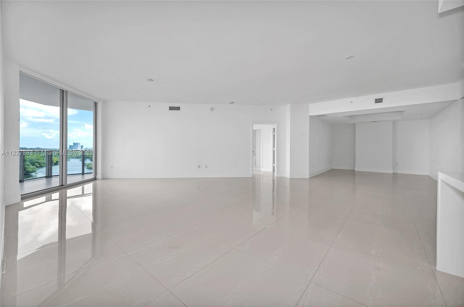 MARINA PALMS RESIDENCES S - Residential