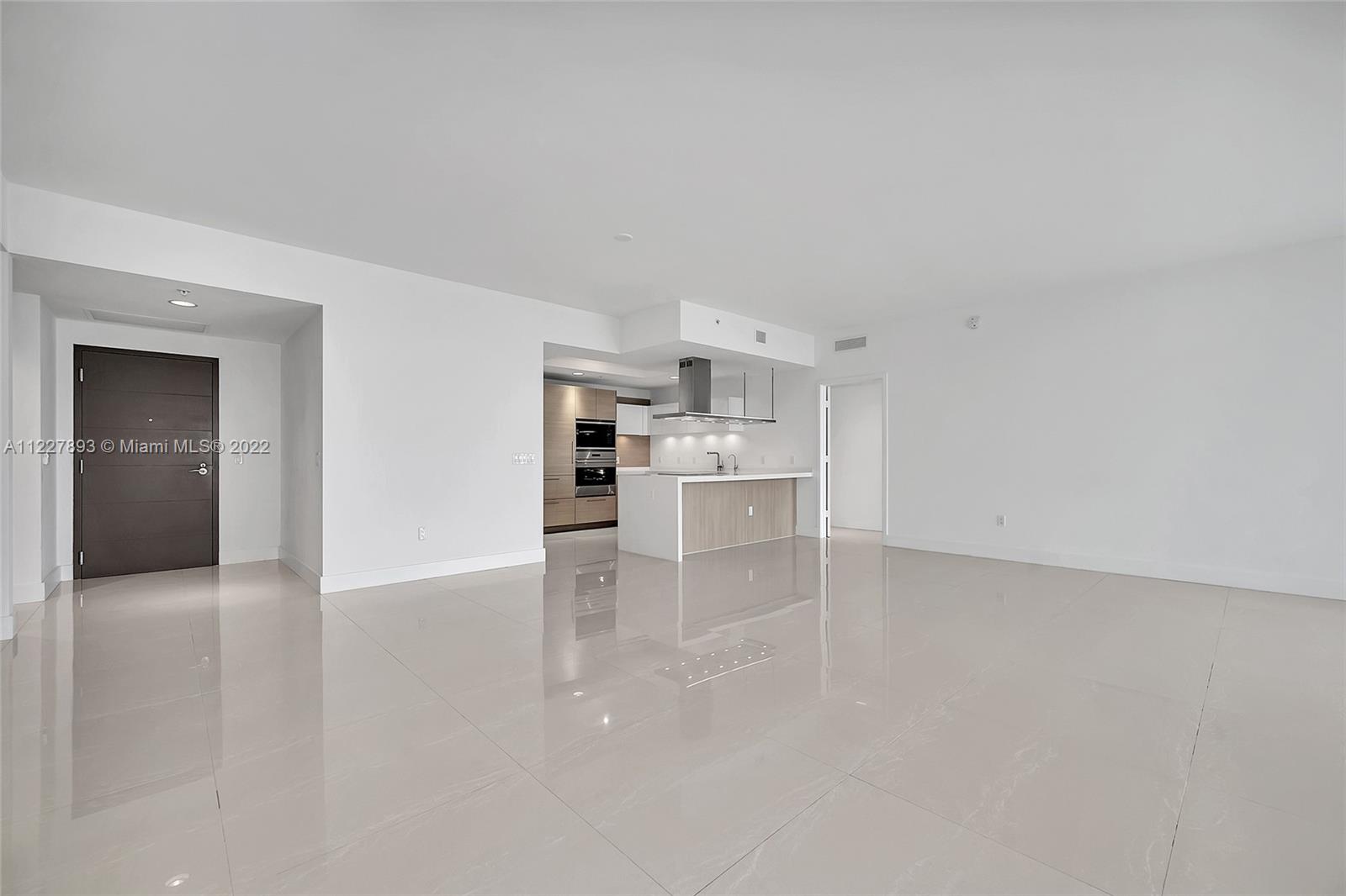 MARINA PALMS RESIDENCES S - Residential