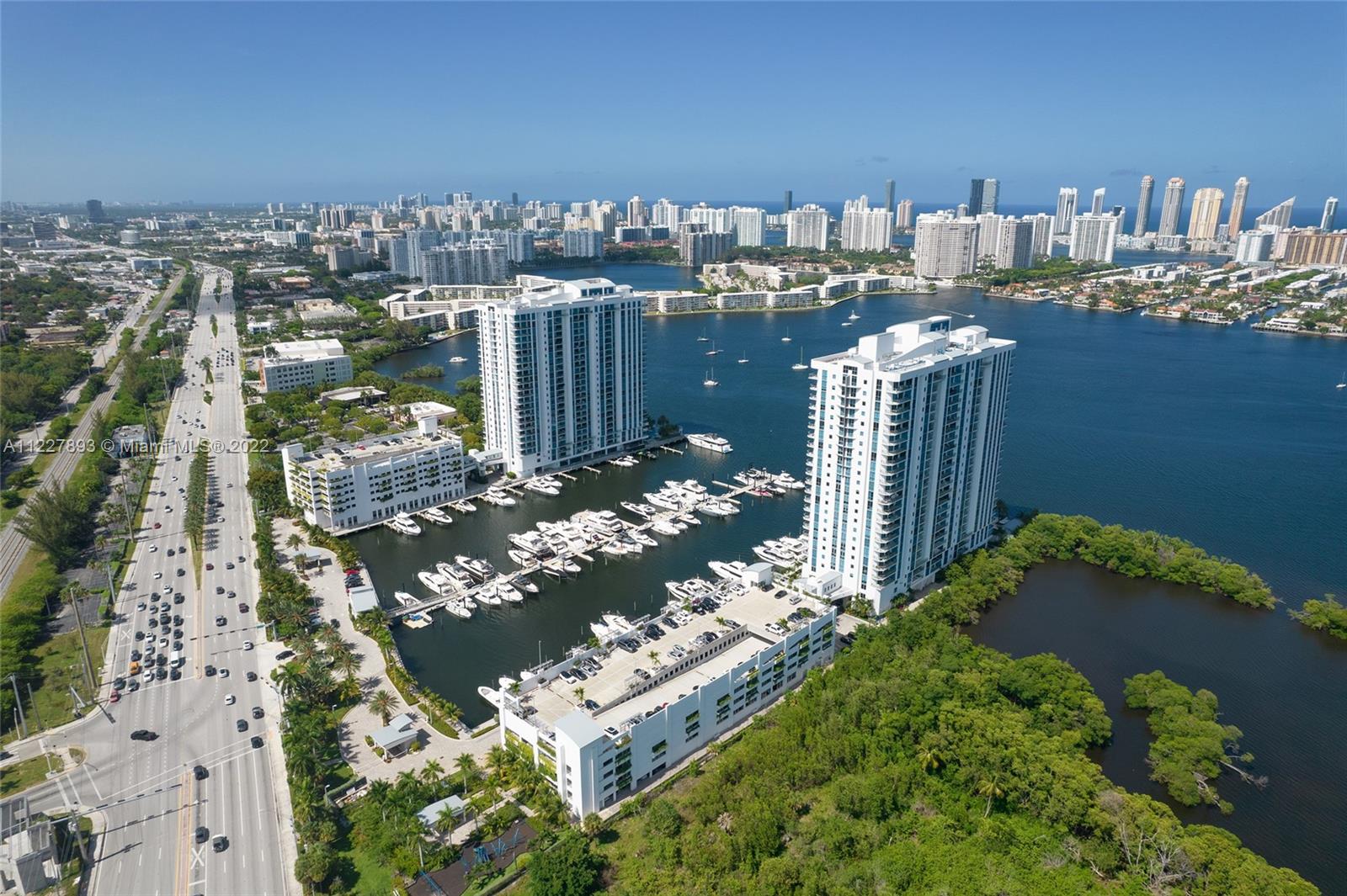 MARINA PALMS RESIDENCES S - Residential
