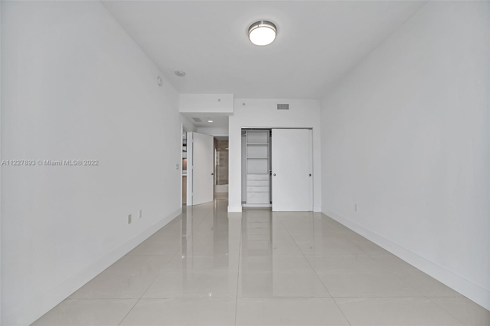 MARINA PALMS RESIDENCES S - Residential