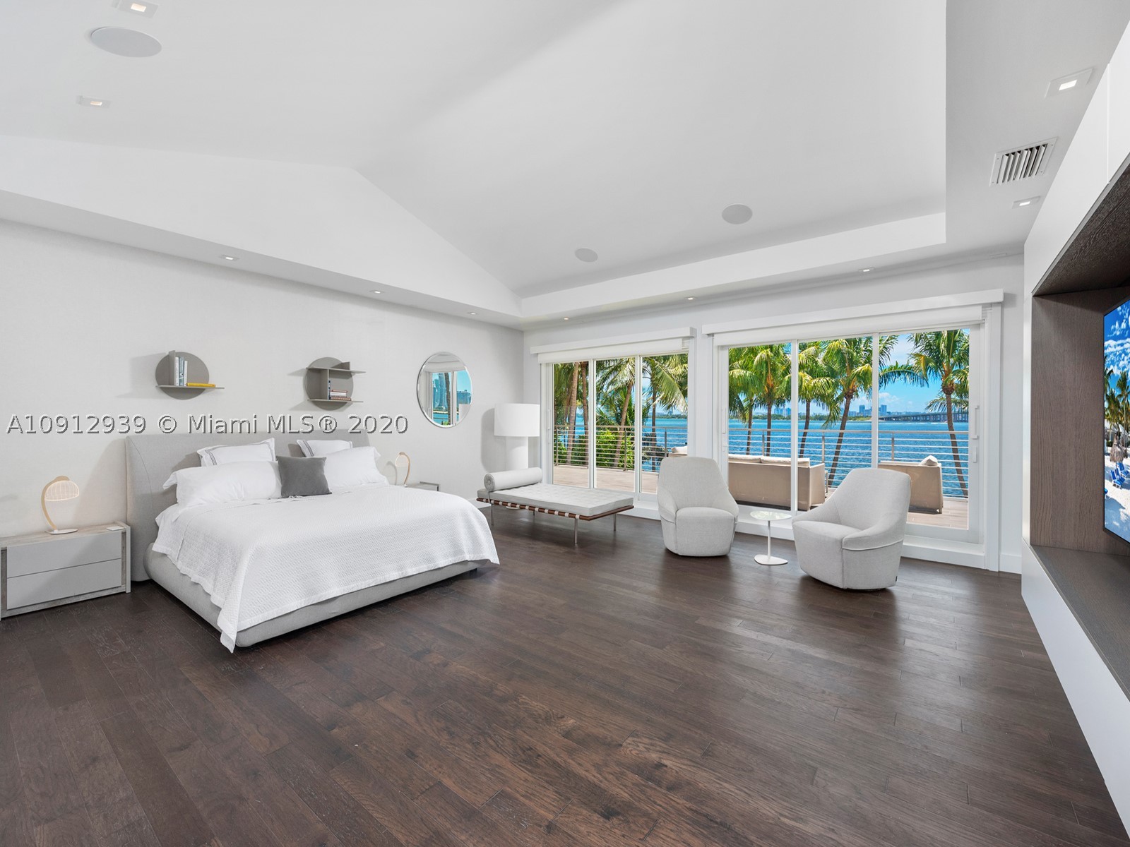 BAY POINT - Residential