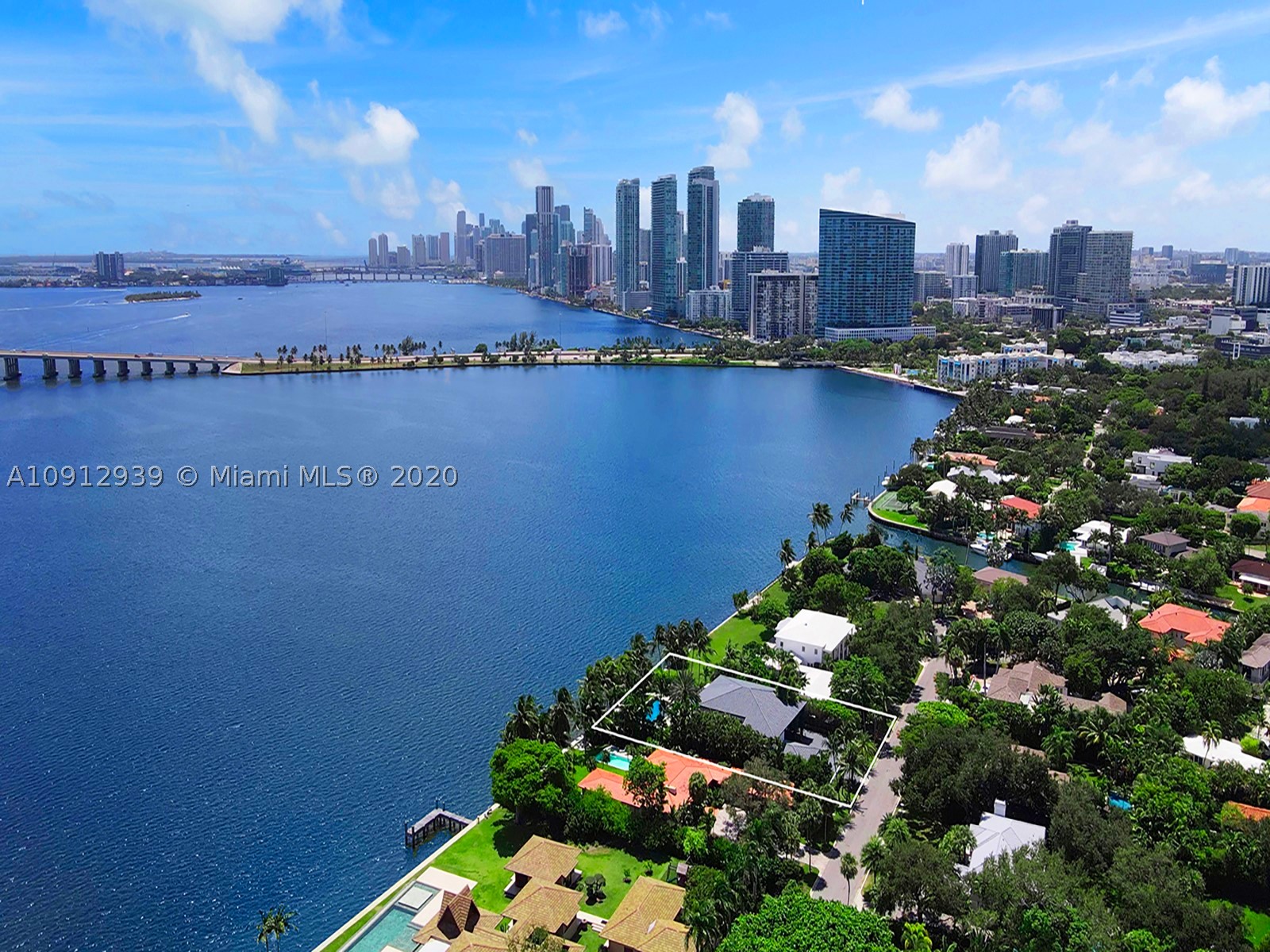 BAY POINT - Residential