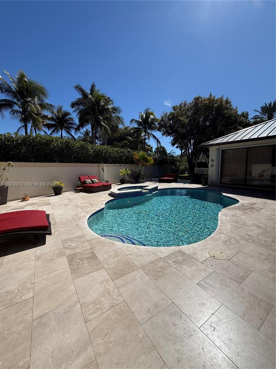 SUNSET LAKES PLAT ONE - Residential