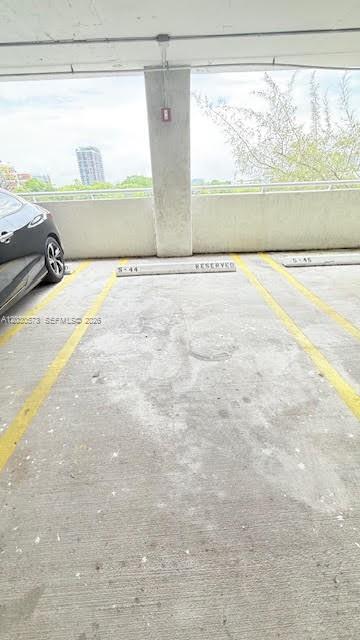 1800 BISCAYNE PLAZA CONDO - Residential