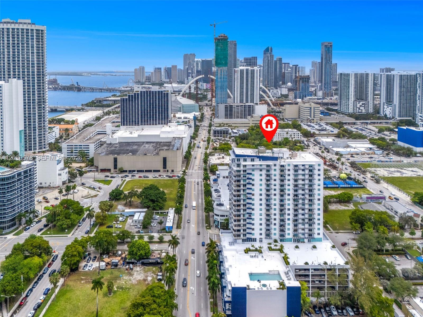 1800 BISCAYNE PLAZA CONDO - Residential