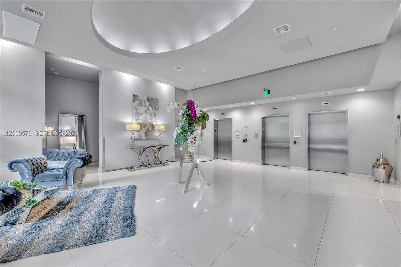 1800 BISCAYNE PLAZA CONDO - Residential