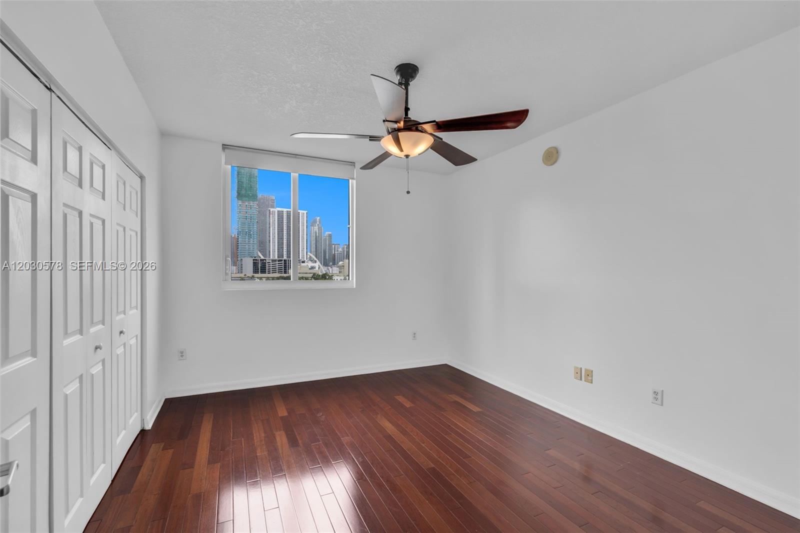 1800 BISCAYNE PLAZA CONDO - Residential