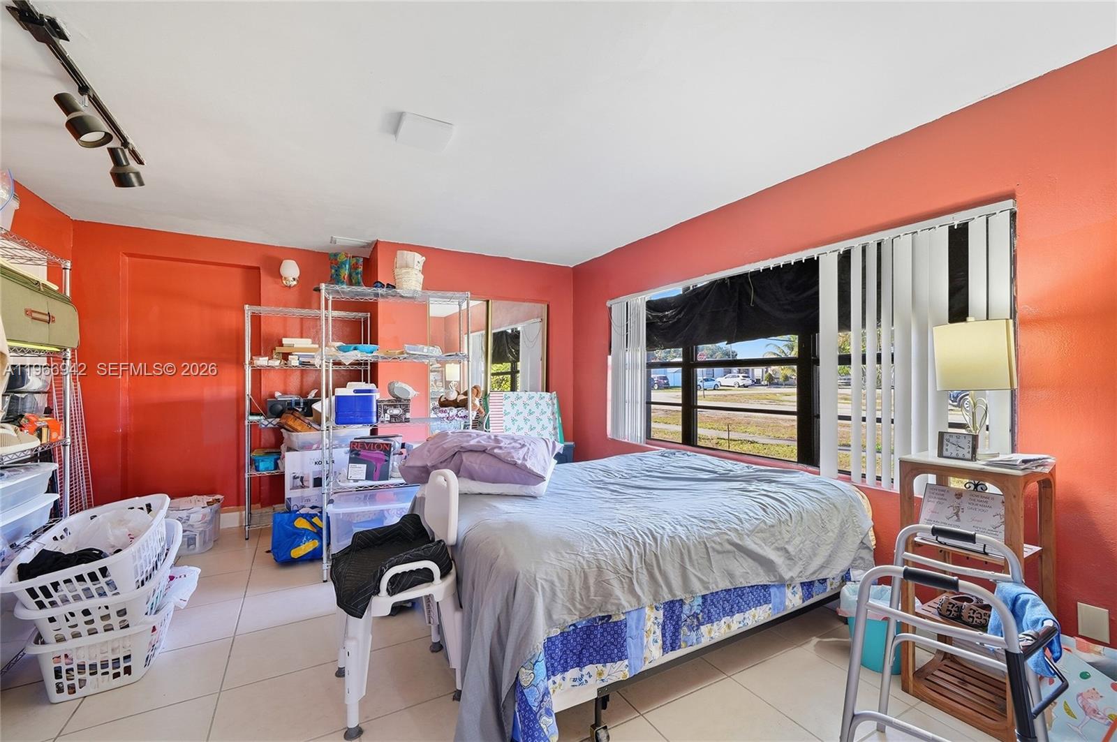 IDEAL HOMES SUB NO 4 - Residential