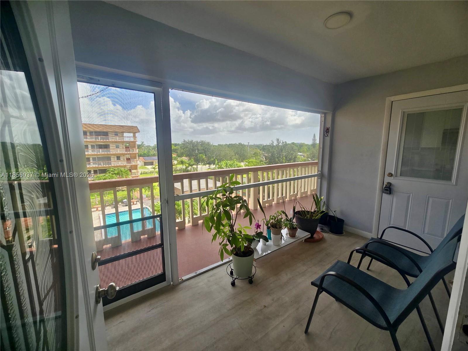 BEVERLY HILLS CONDO NUMBE - Residential