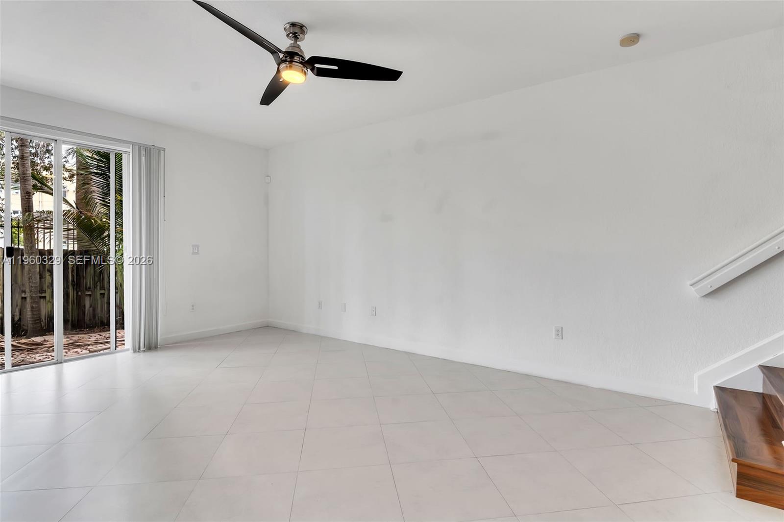 ISLANDS AT DORAL NORTHWEST - Residential