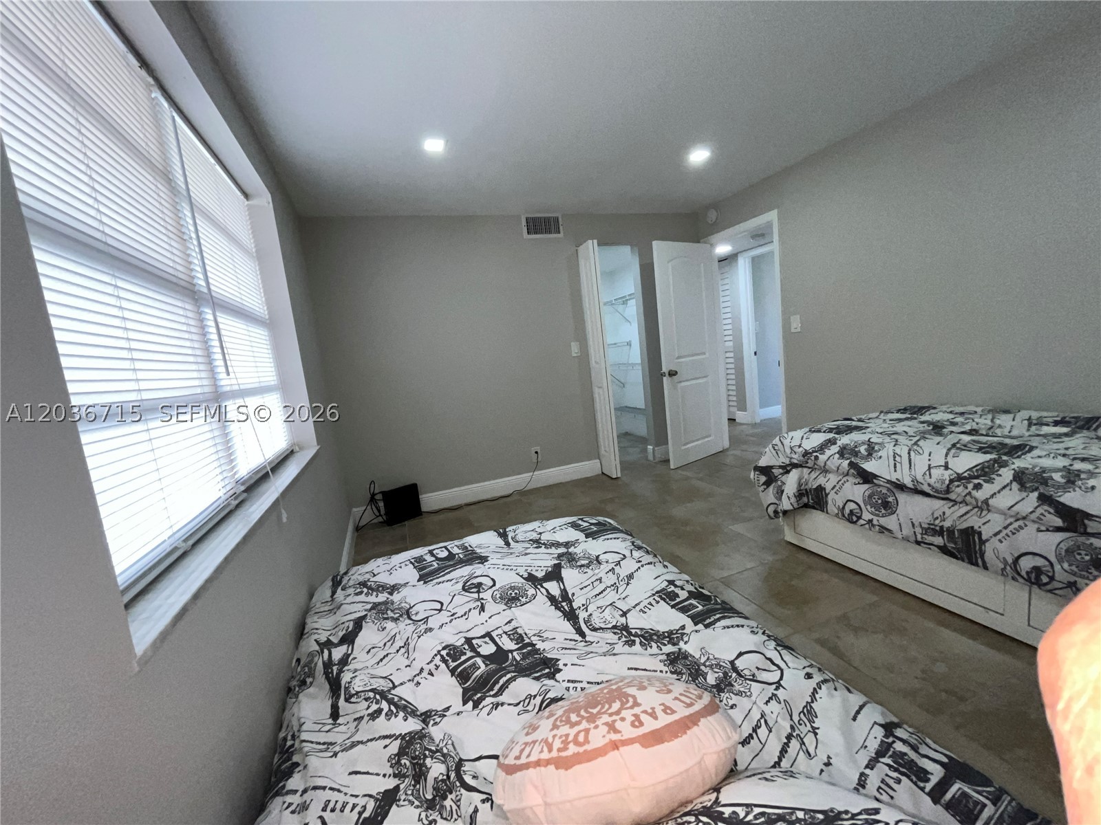 MEADOWBROOK LAKES VIEW CO - Residential Lease