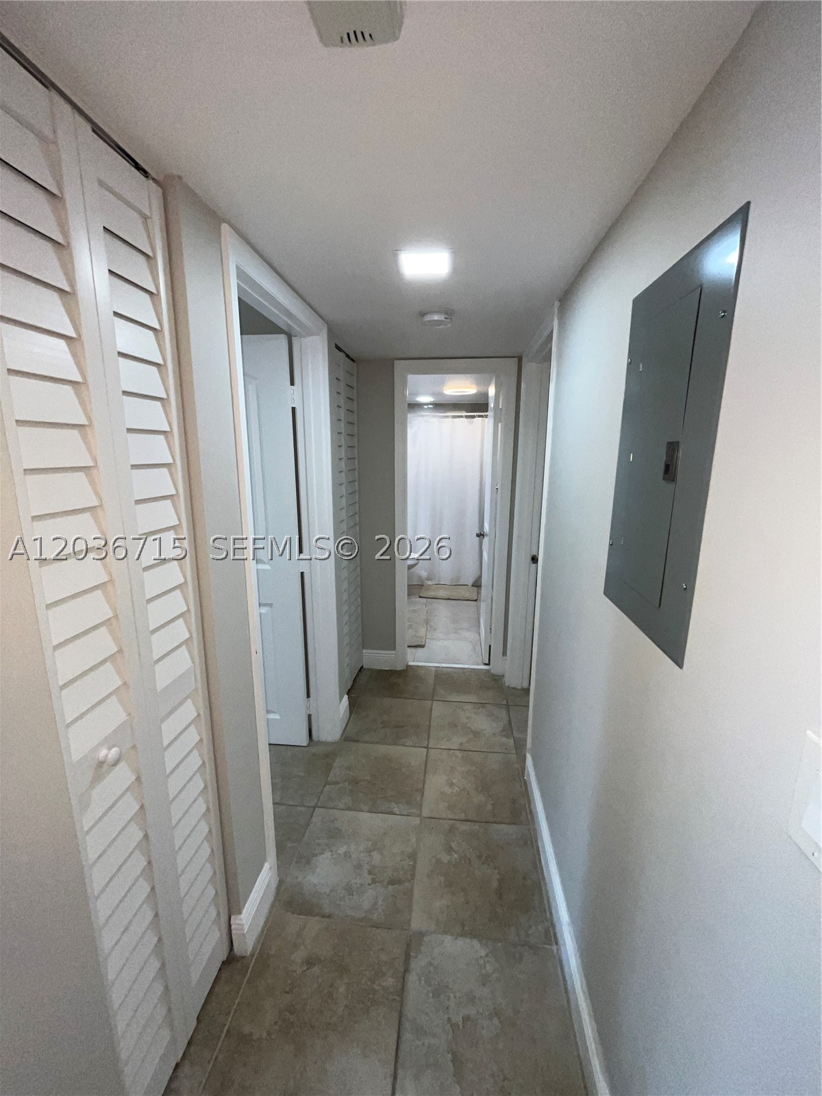 MEADOWBROOK LAKES VIEW CO - Residential Lease