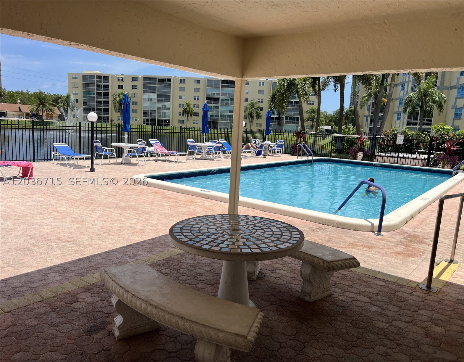 MEADOWBROOK LAKES VIEW CO - Residential Lease