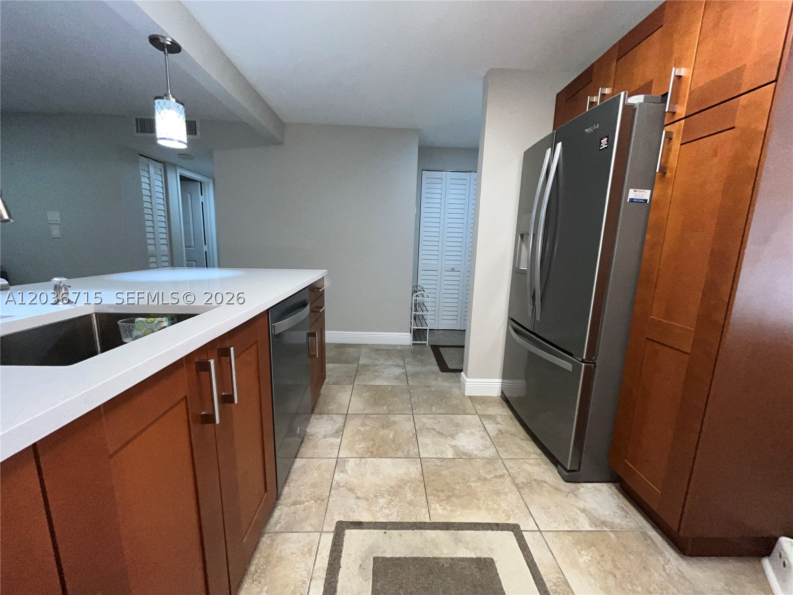 MEADOWBROOK LAKES VIEW CO - Residential Lease