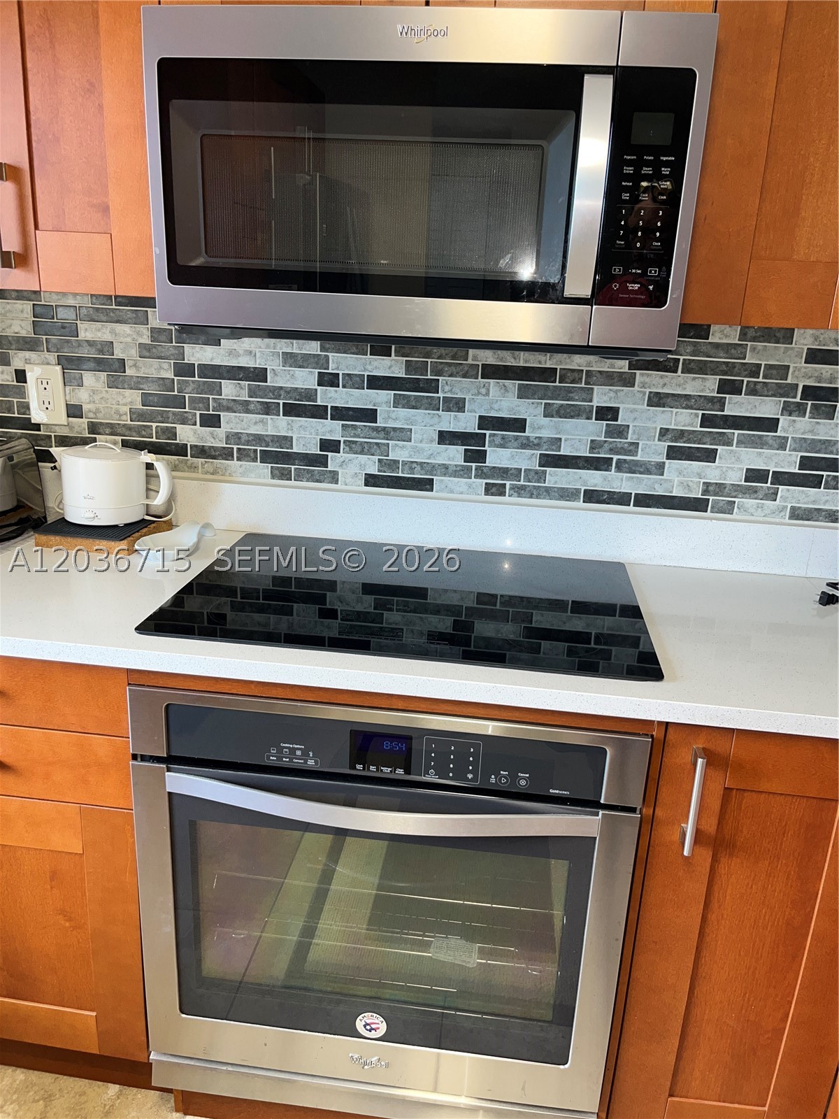 MEADOWBROOK LAKES VIEW CO - Residential Lease