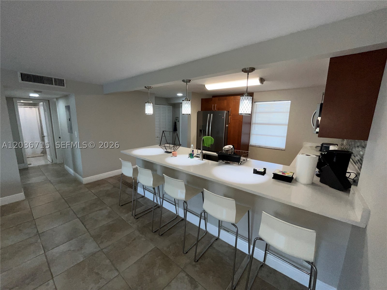 MEADOWBROOK LAKES VIEW CO - Residential Lease