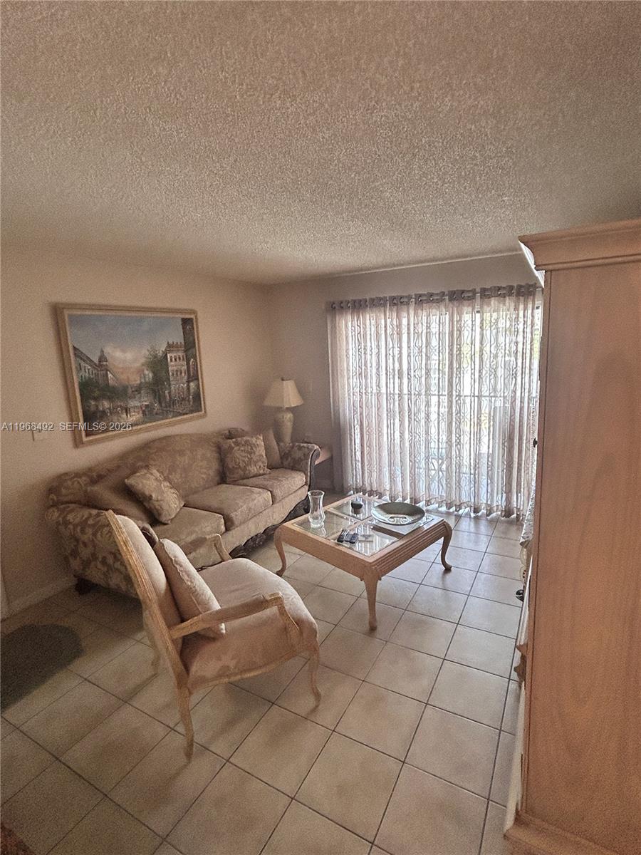 VILLA BELLINI CONDO - Residential