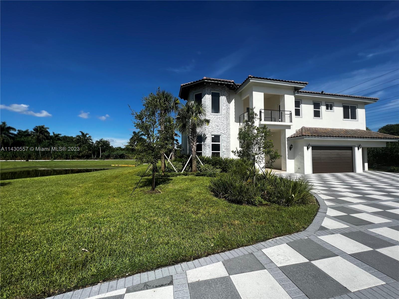 DAVIE GARDEN ESTATES - Residential Lease