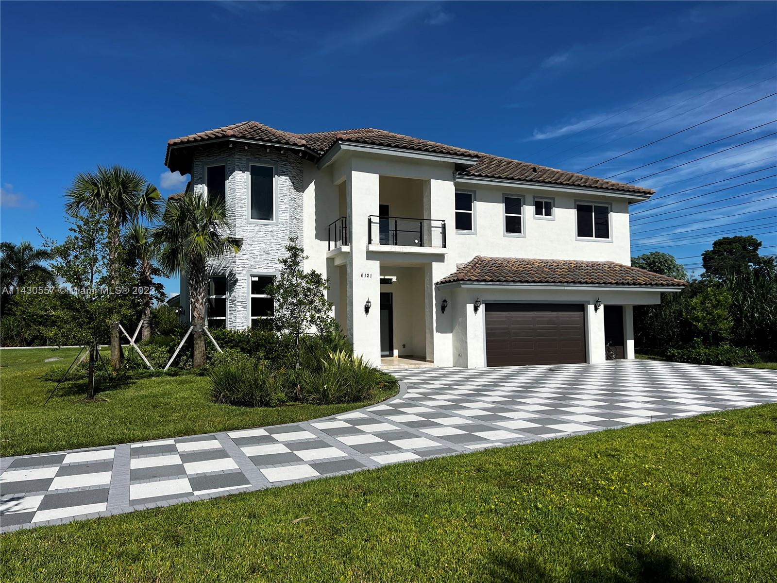 DAVIE GARDEN ESTATES - Residential Lease