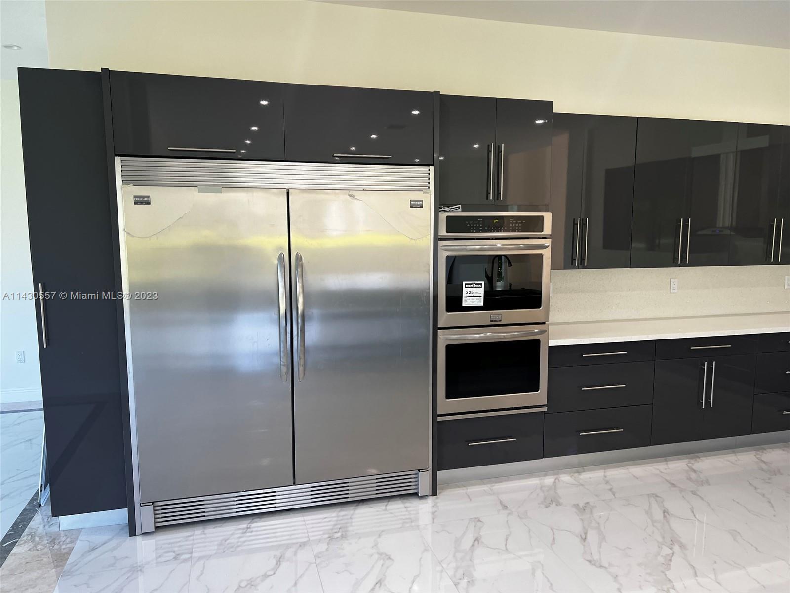 DAVIE GARDEN ESTATES - Residential Lease