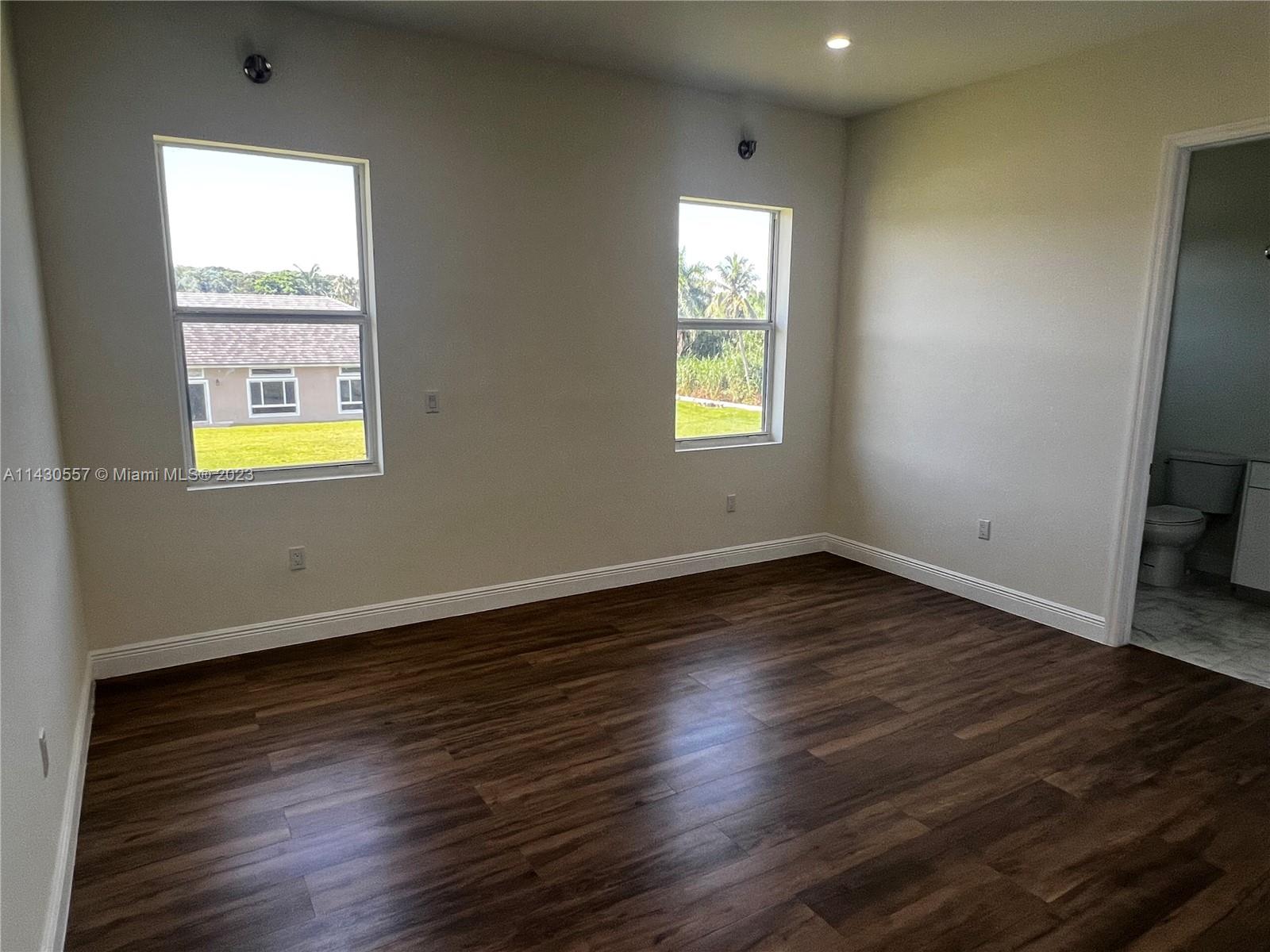 DAVIE GARDEN ESTATES - Residential Lease
