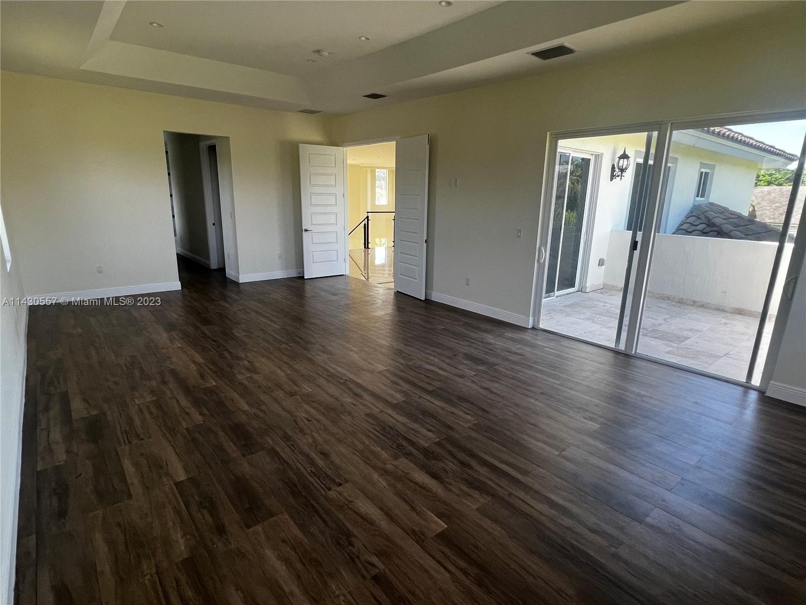 DAVIE GARDEN ESTATES - Residential Lease