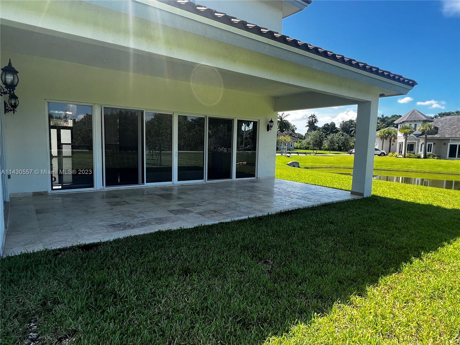 DAVIE GARDEN ESTATES - Residential Lease