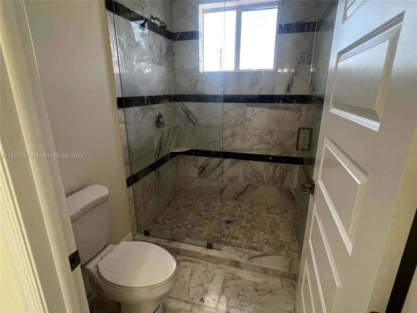 DAVIE GARDEN ESTATES - Residential Lease