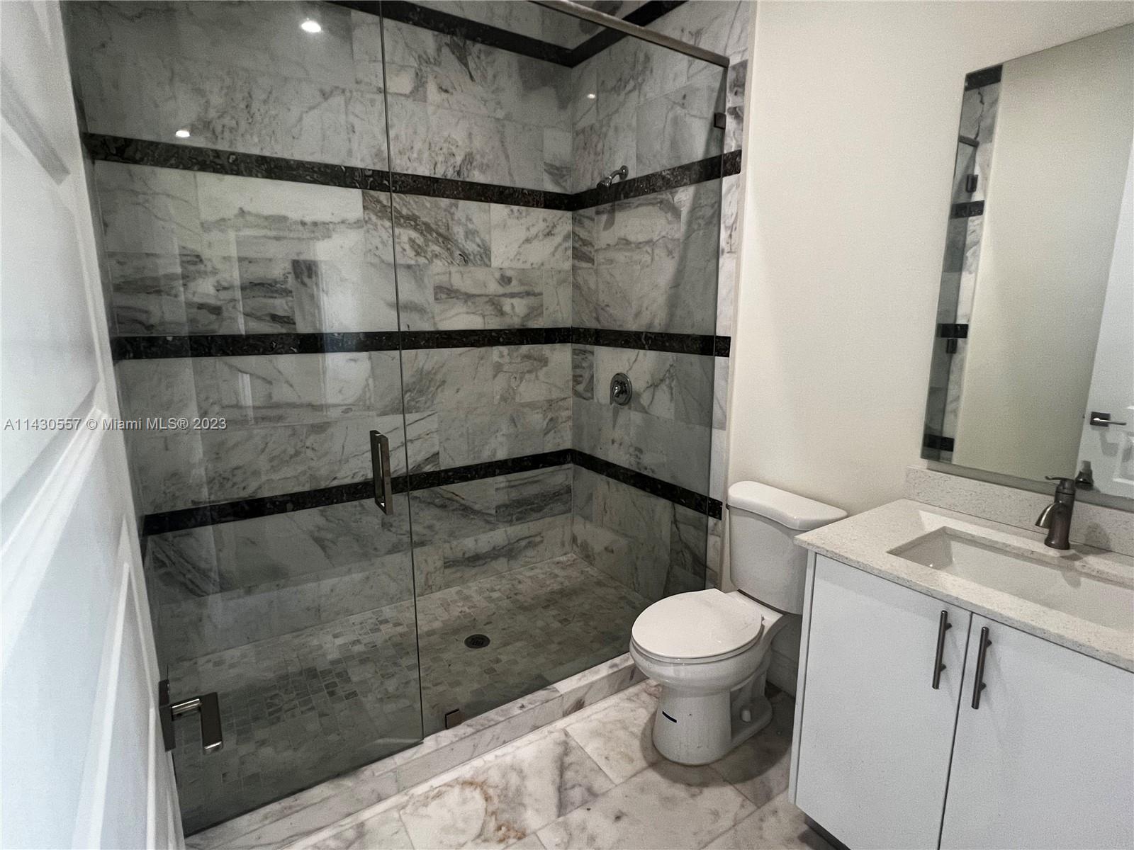 DAVIE GARDEN ESTATES - Residential Lease